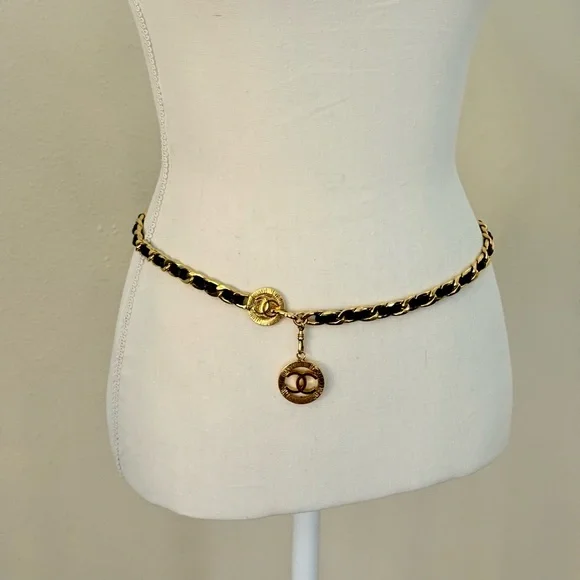 CHANEL Vintage Black Leather Gold CC Logo Chain Belt/Necklace - Picture 11 of 11